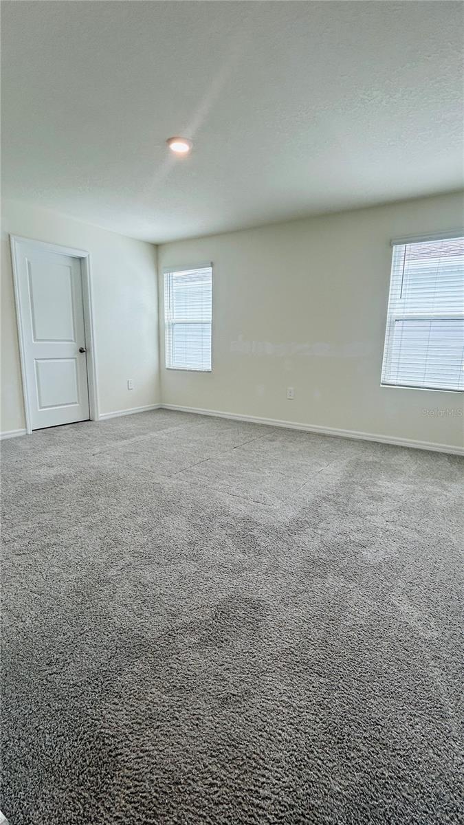 OAKS PRESERVE PH 1 PB 37 PG 66 - Residential Lease