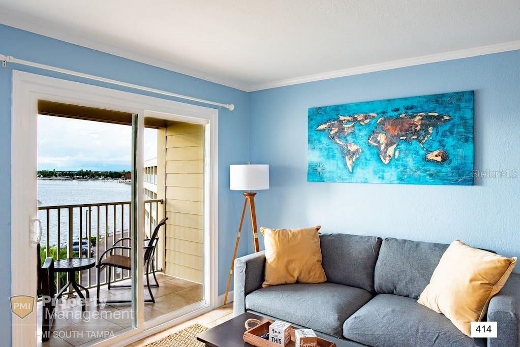 2506 N ROCKY POINT DRIVE 414