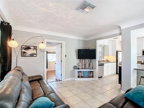 Single Family Residence in ST PETE BEACH FL 434 79TH AVENUE 7.jpg