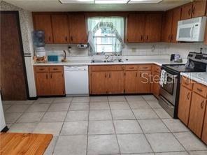 WOODFIELD RIVER OAKS - Residential