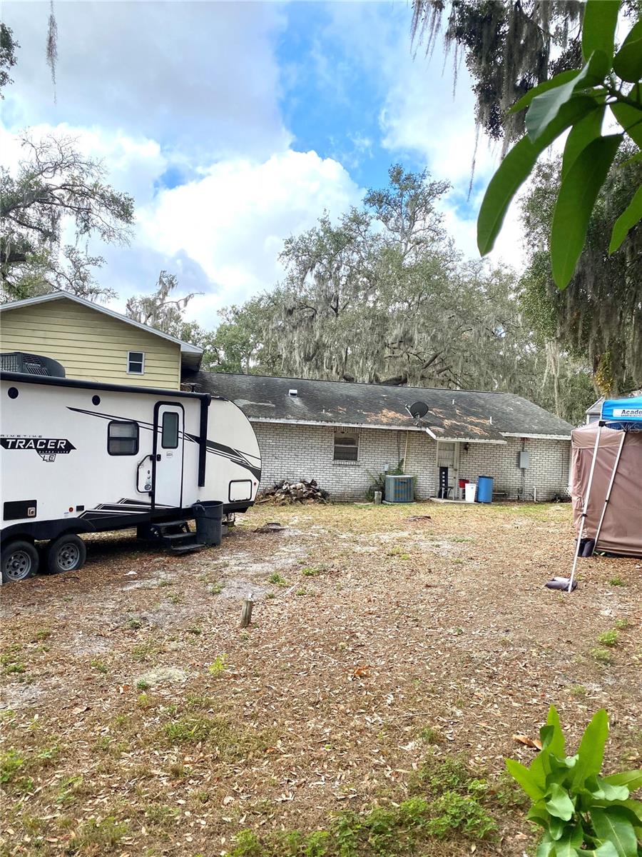 WOODFIELD RIVER OAKS - Residential