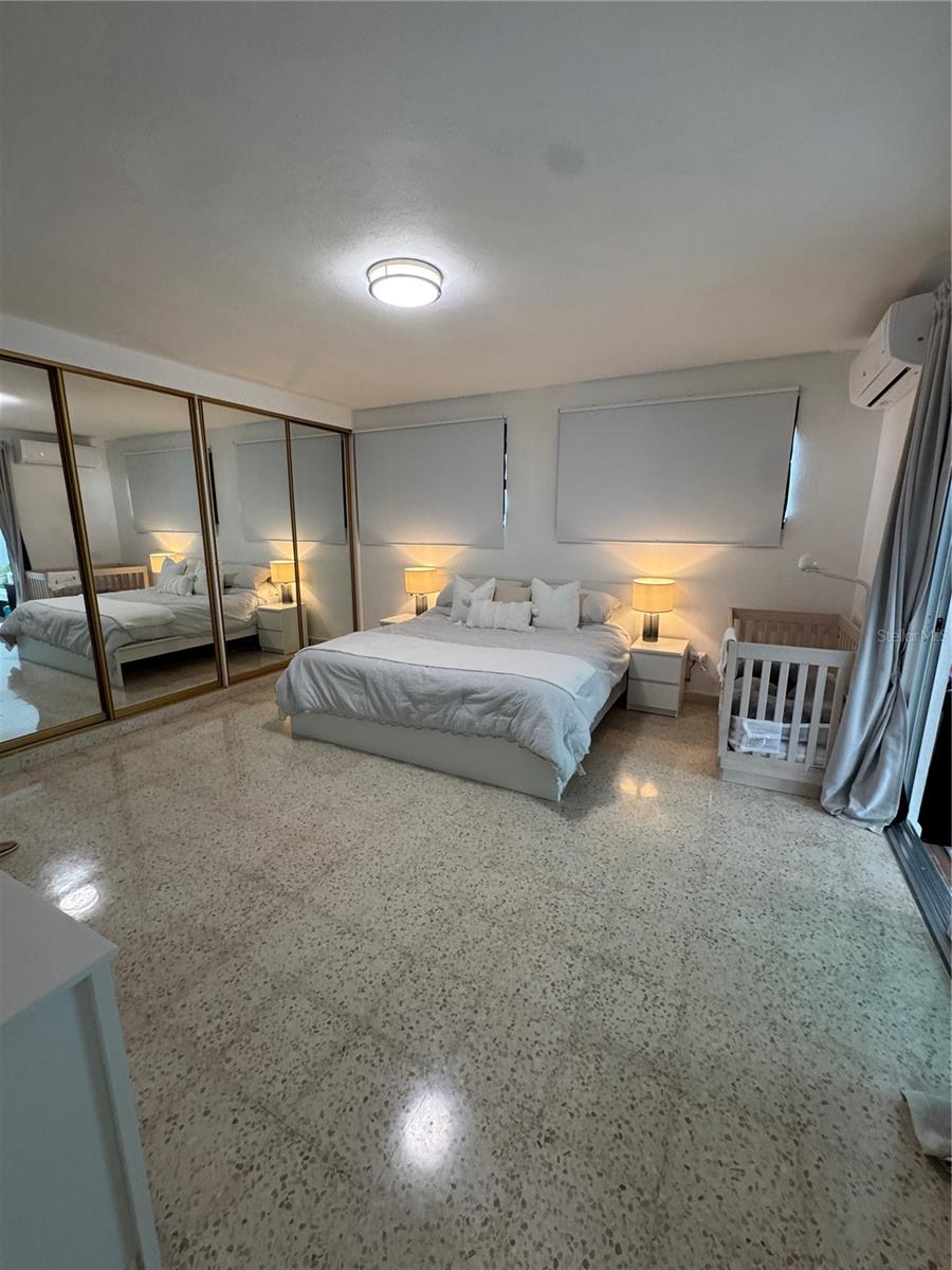 ALTAMIRA - Residential