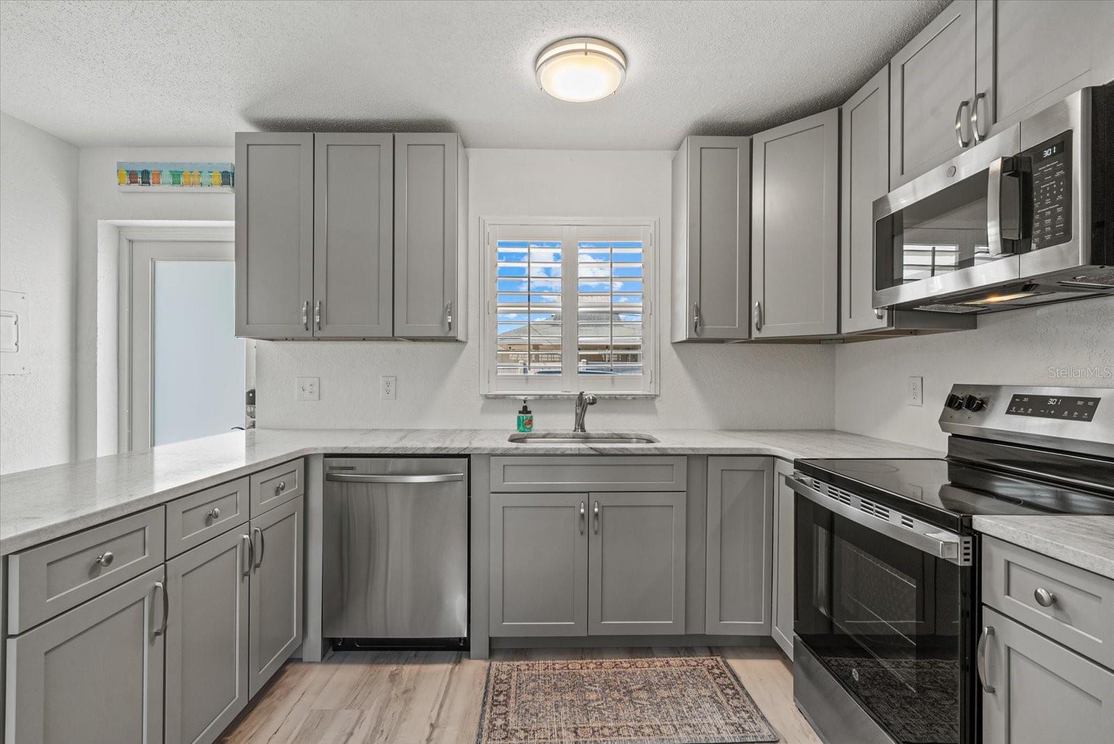 JAMAICA ROYALE - Residential