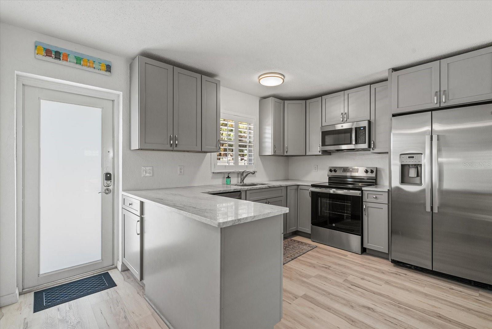 JAMAICA ROYALE - Residential