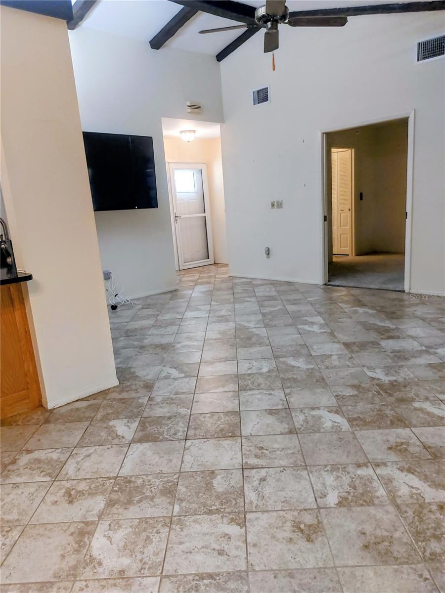 NORTH PORT CHARLOTTE COUNTRY CLUB - Residential