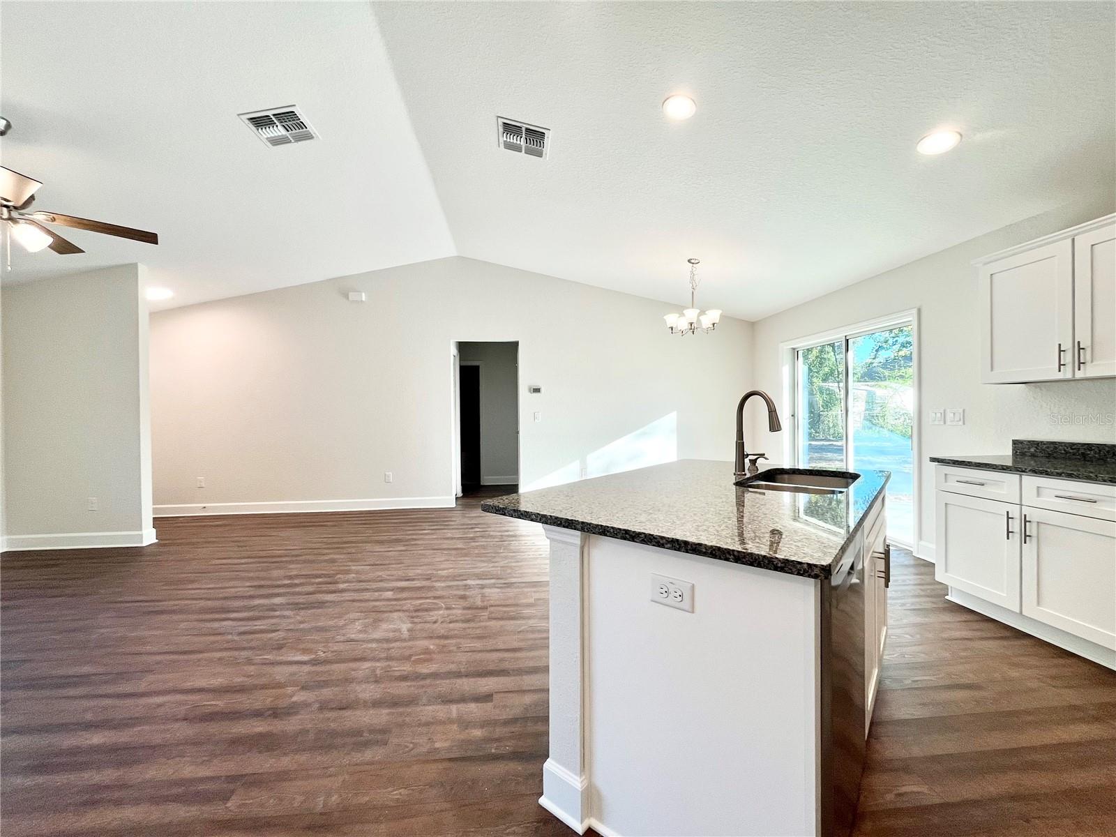 BELLEVIEW HEIGHTS ESTATE - Residential