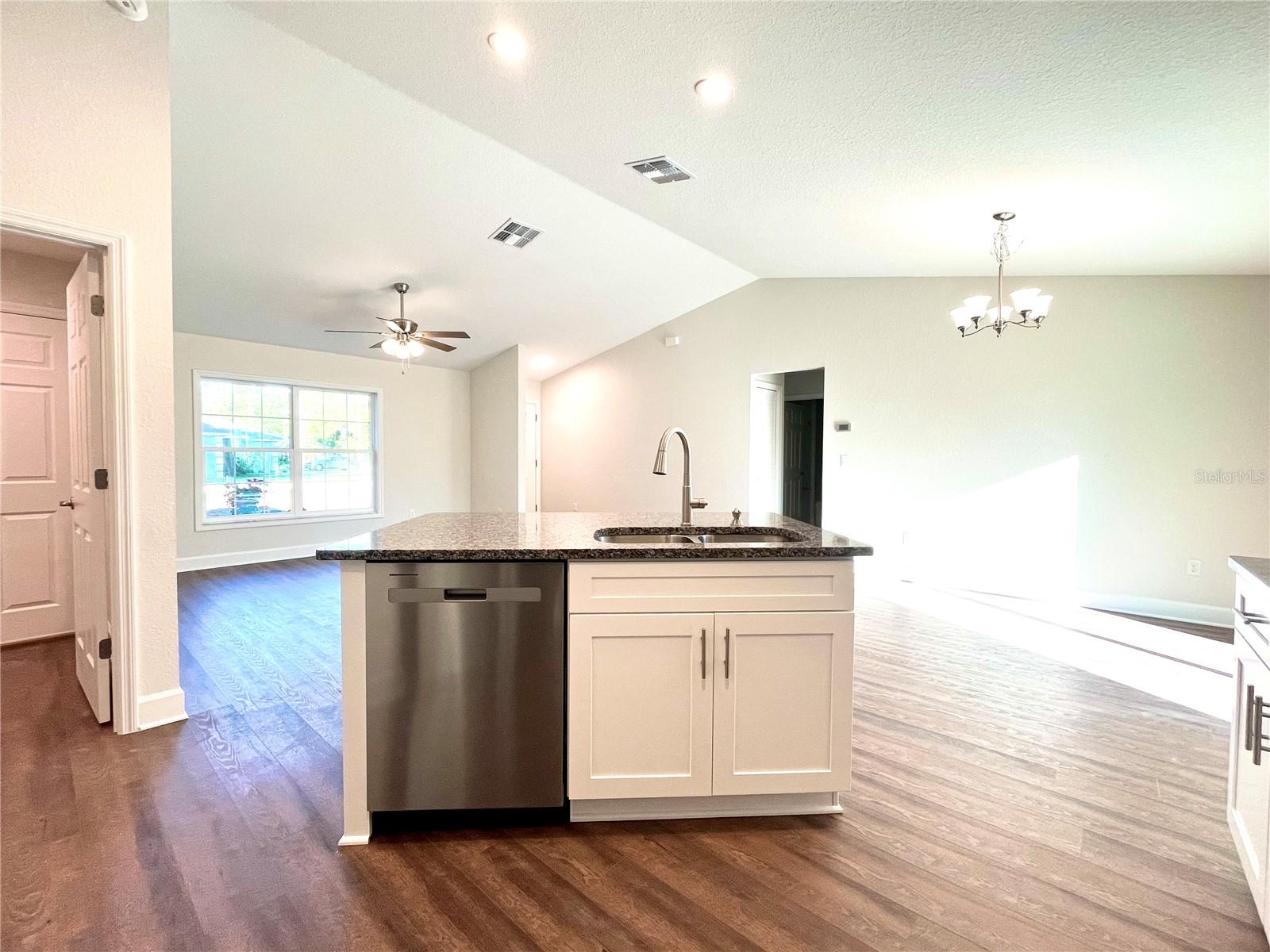 BELLEVIEW HEIGHTS ESTATE - Residential