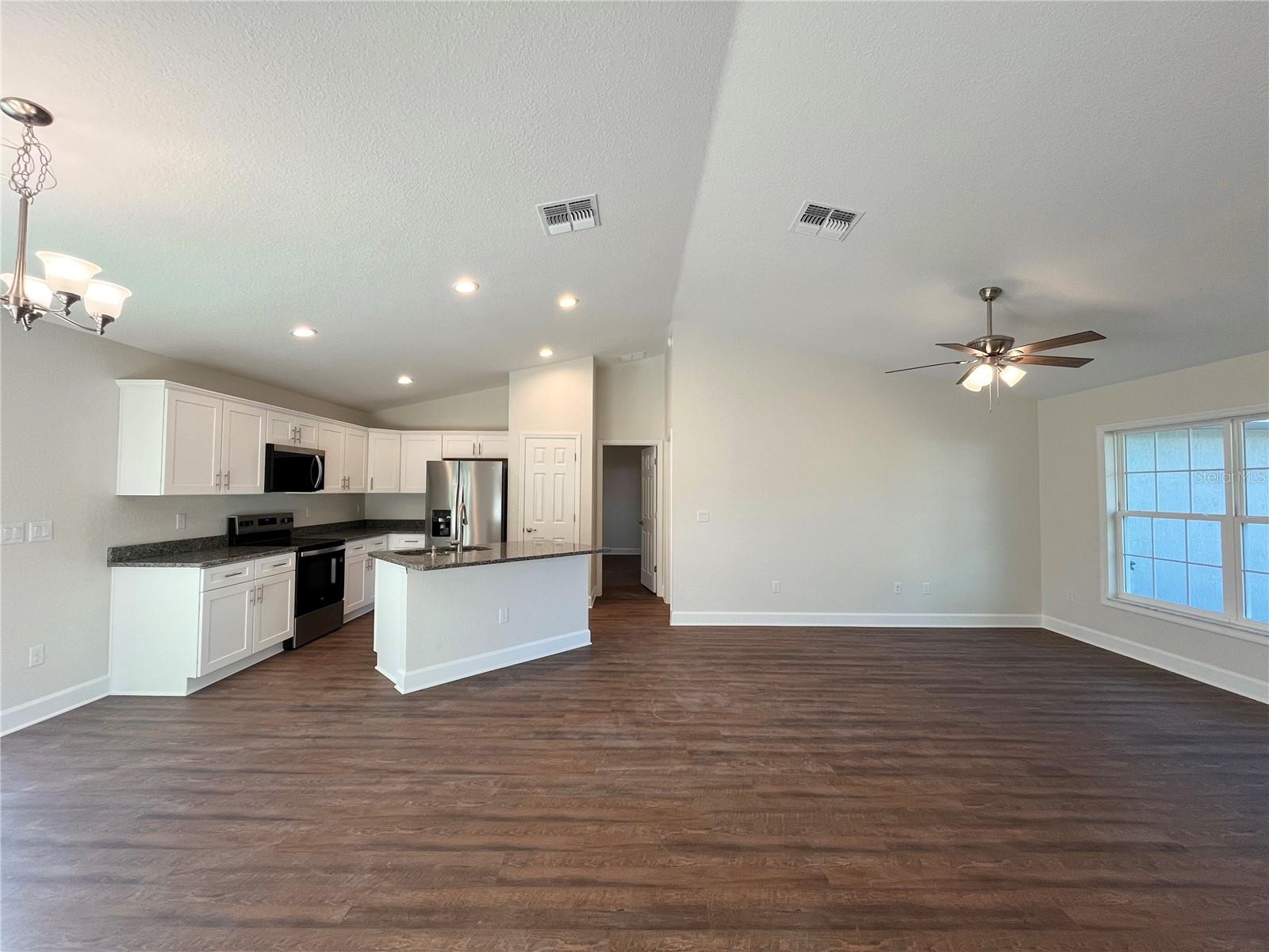 BELLEVIEW HEIGHTS ESTATE - Residential