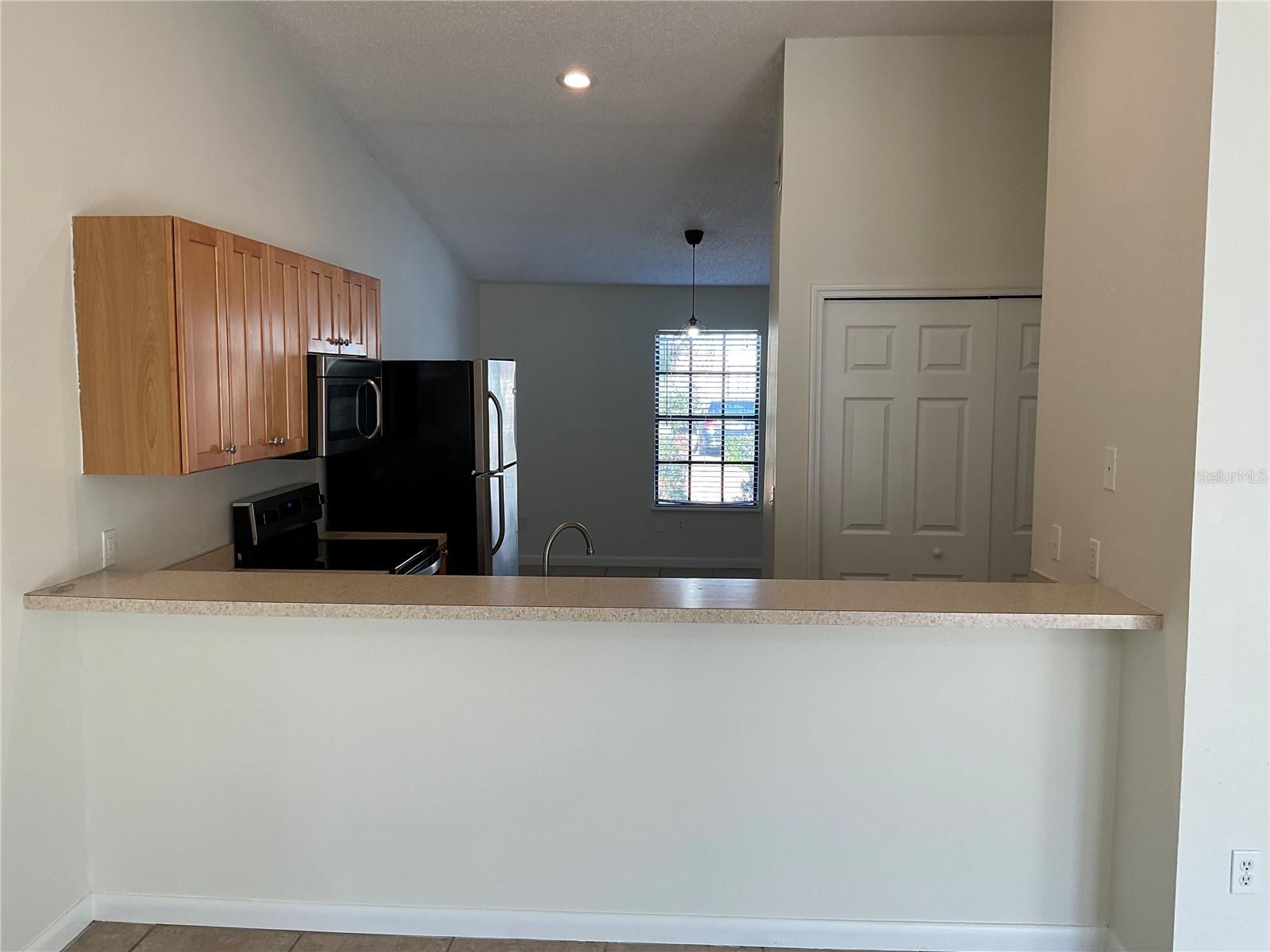 CARROLL OAKS - Residential Lease