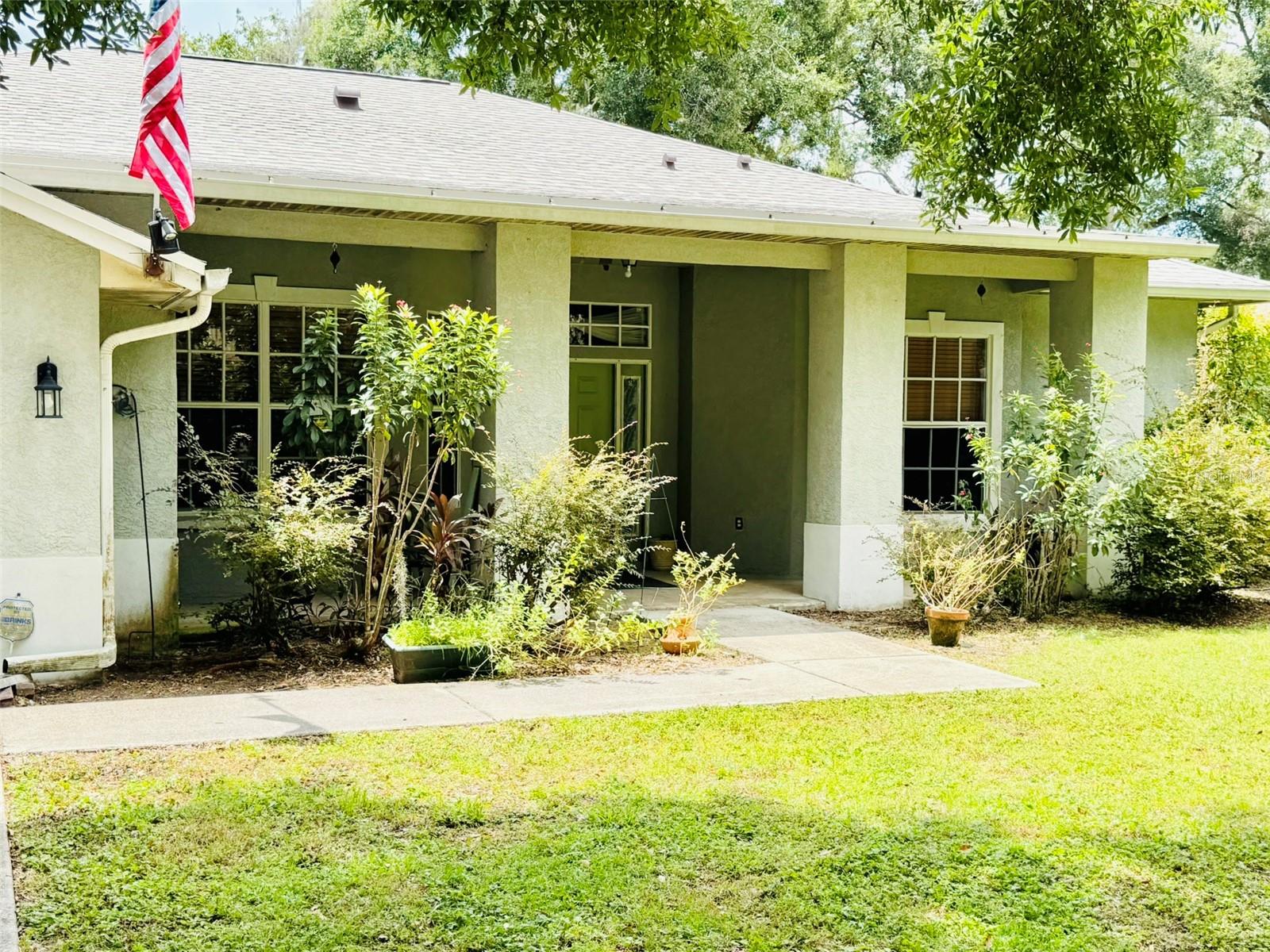 ROSA WOODS - Residential