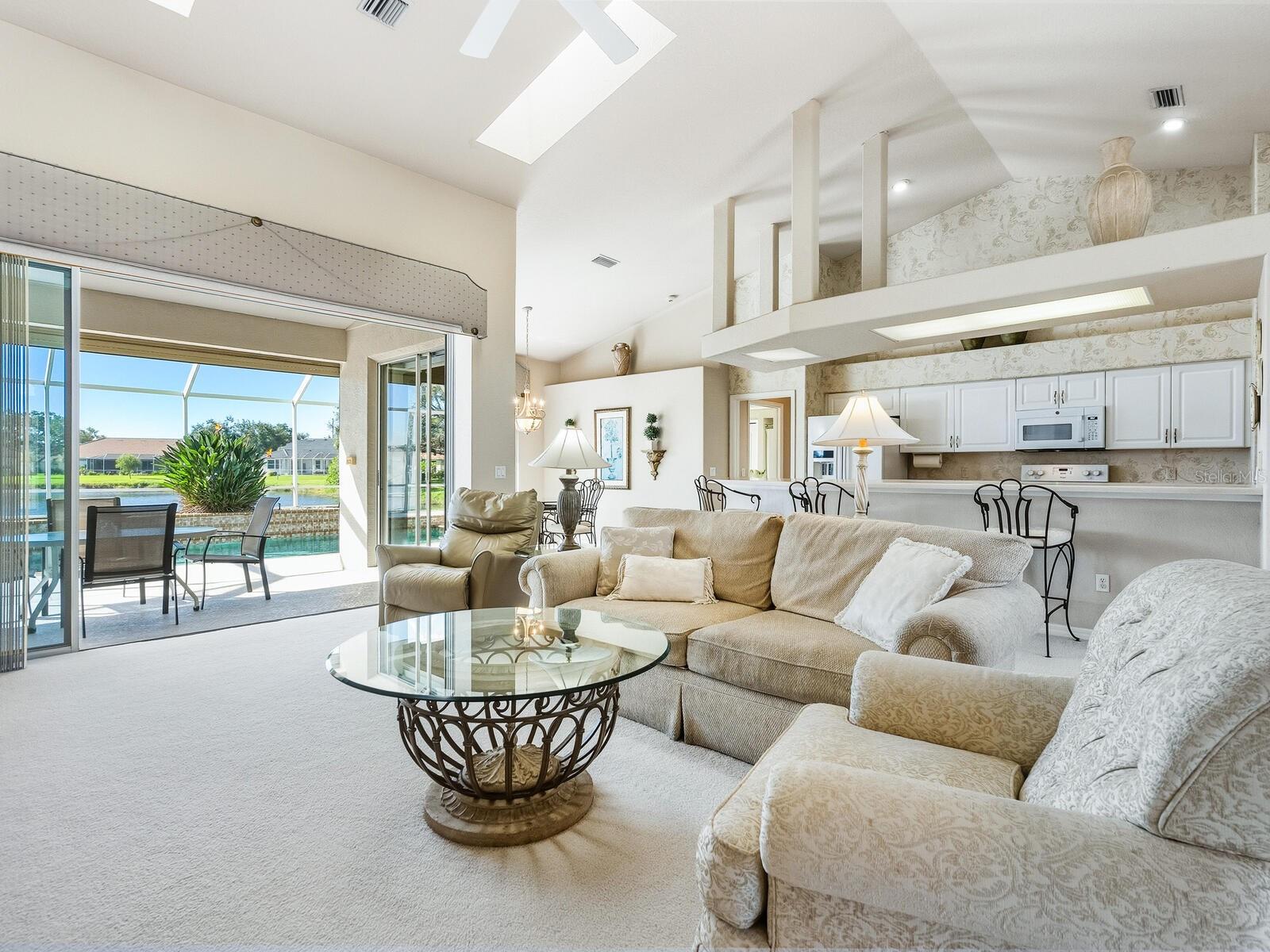 HIDDEN LAKES CLUB PH 1 - Residential