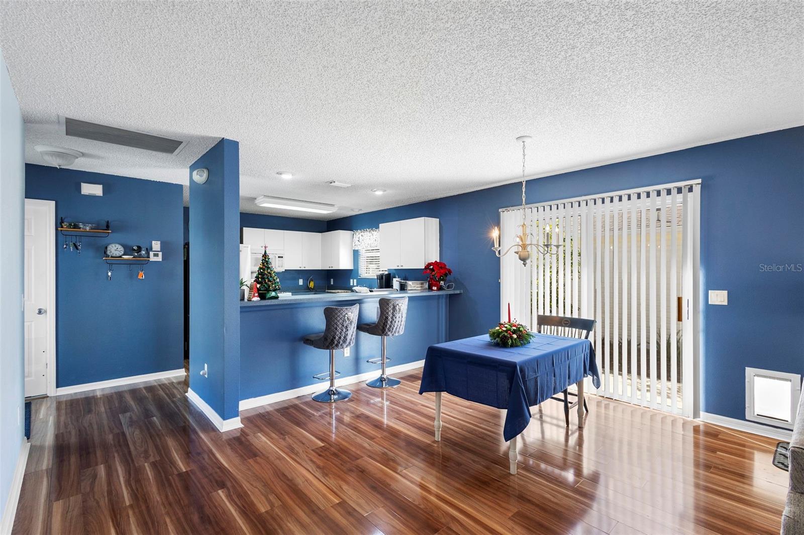 COURTYARD VILLAS - Residential