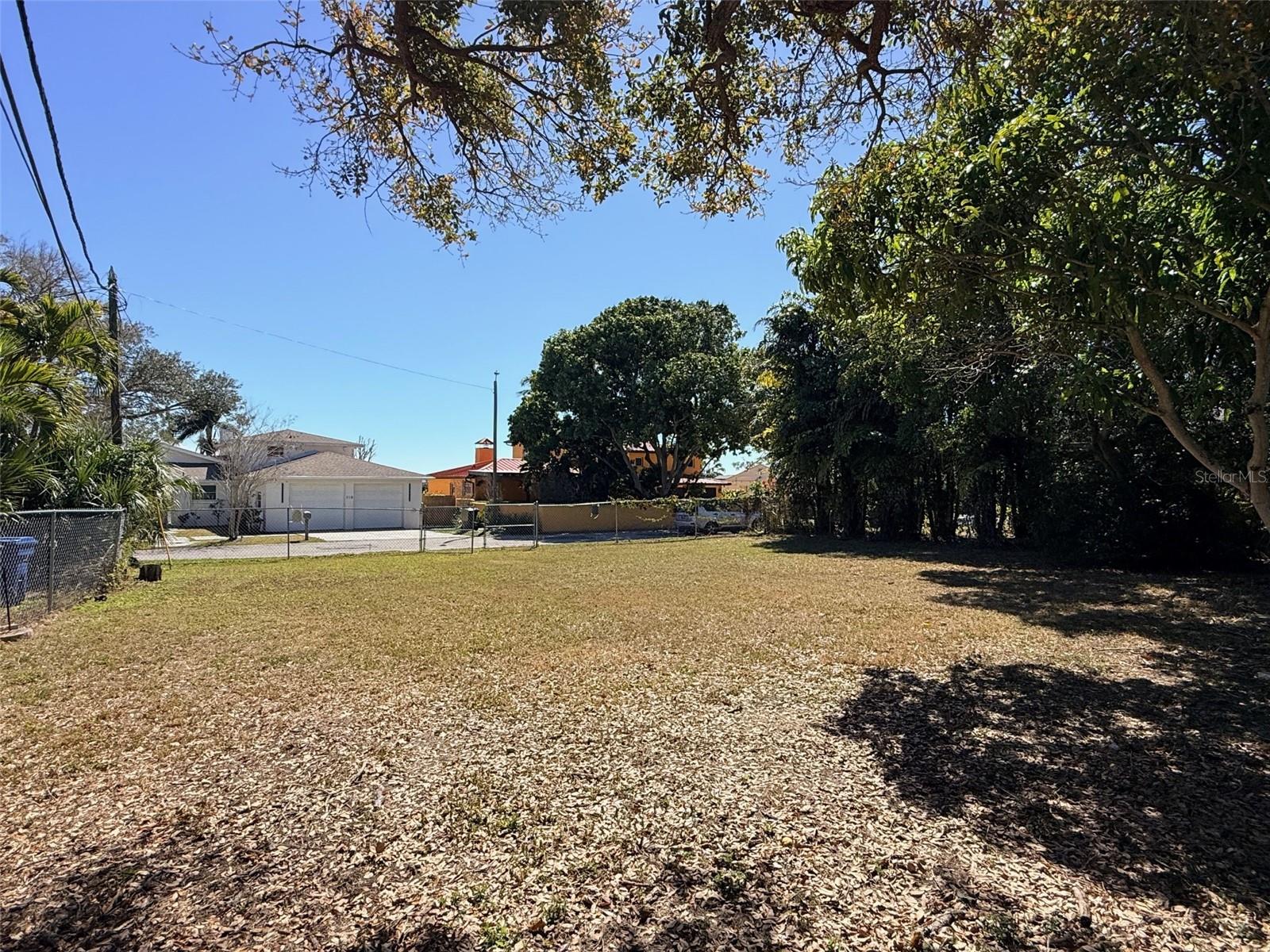 LING-A-MOR 2ND ADD - Land