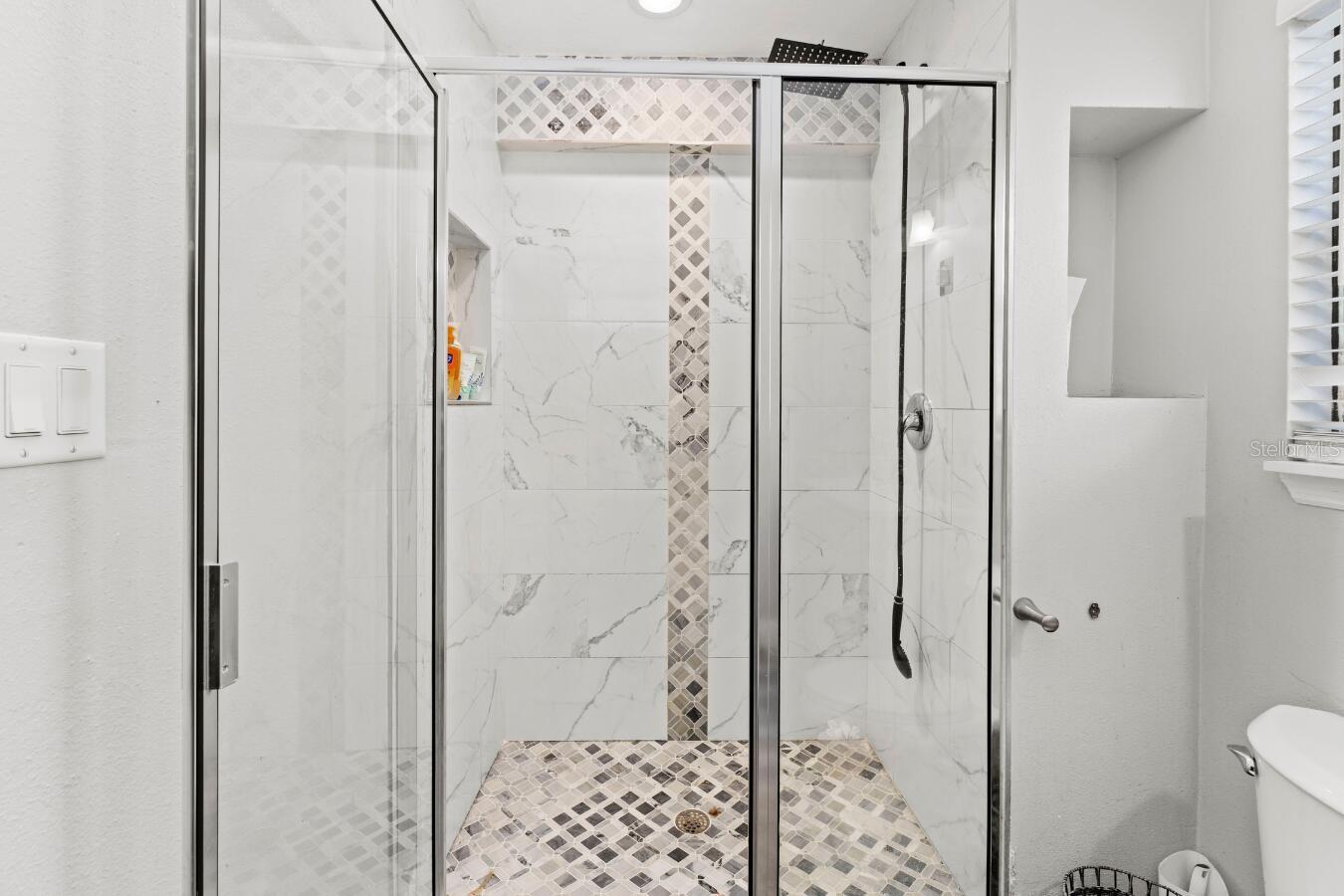 CHAUDOIN HILLS - Residential