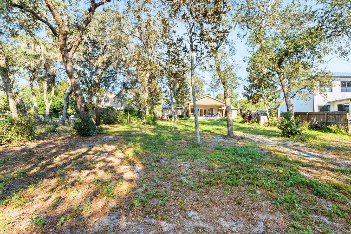 CHAUDOIN HILLS - Residential