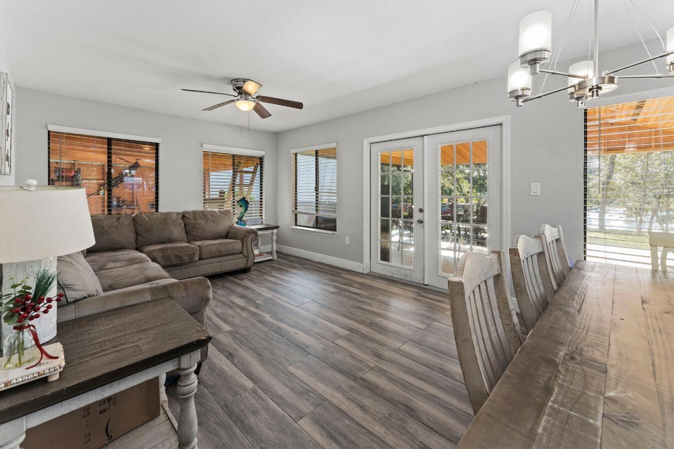 CHAUDOIN HILLS - Residential