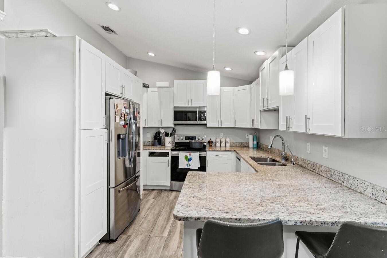 CHAUDOIN HILLS - Residential