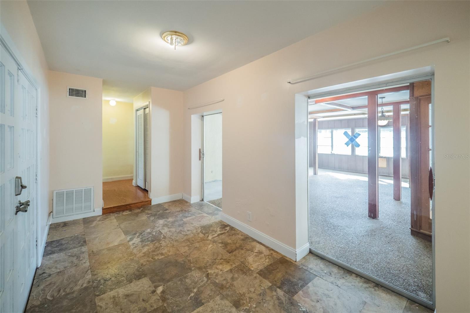 LEESBURG PALMORA PARK - Residential