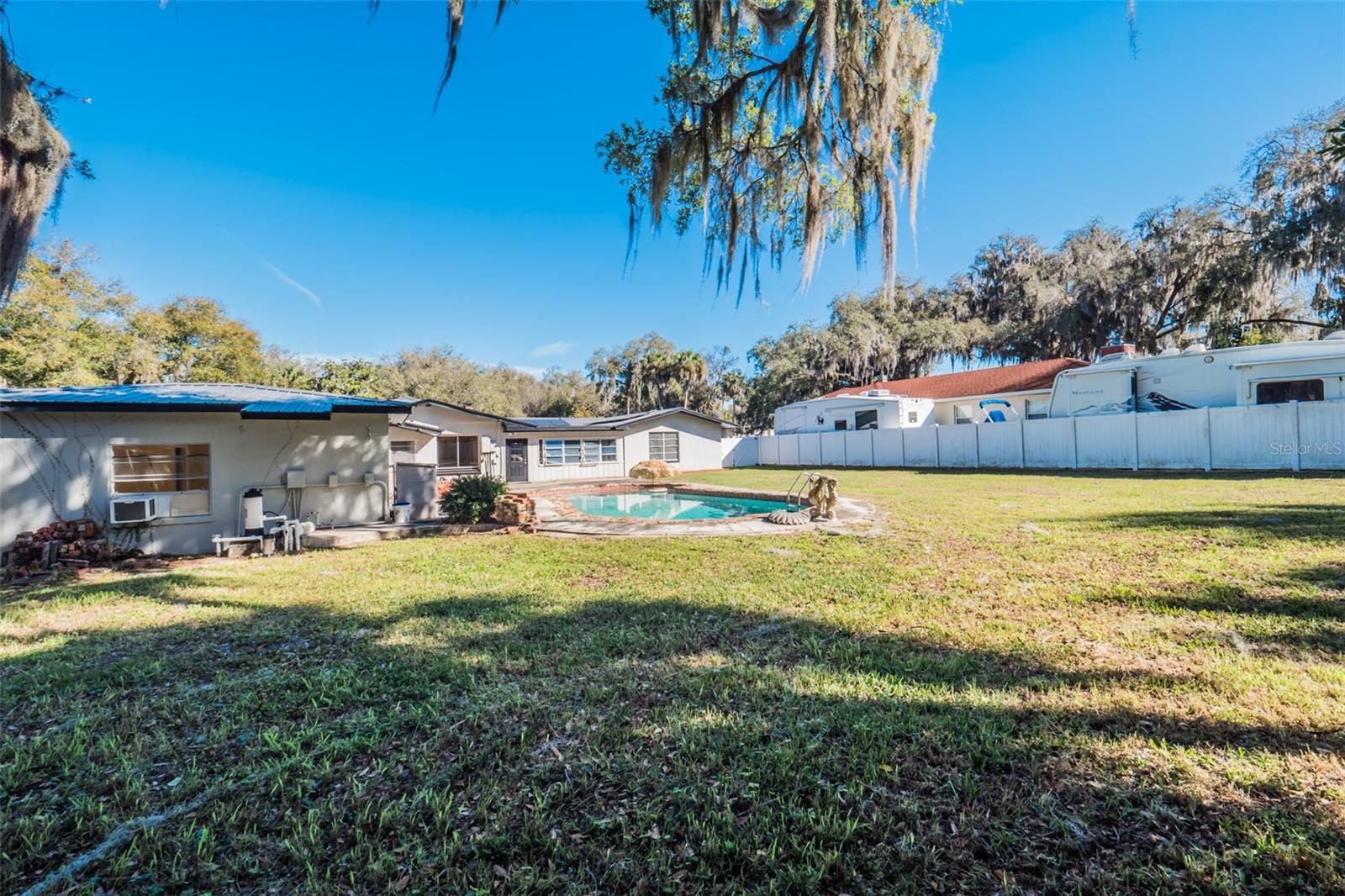 LEESBURG PALMORA PARK - Residential