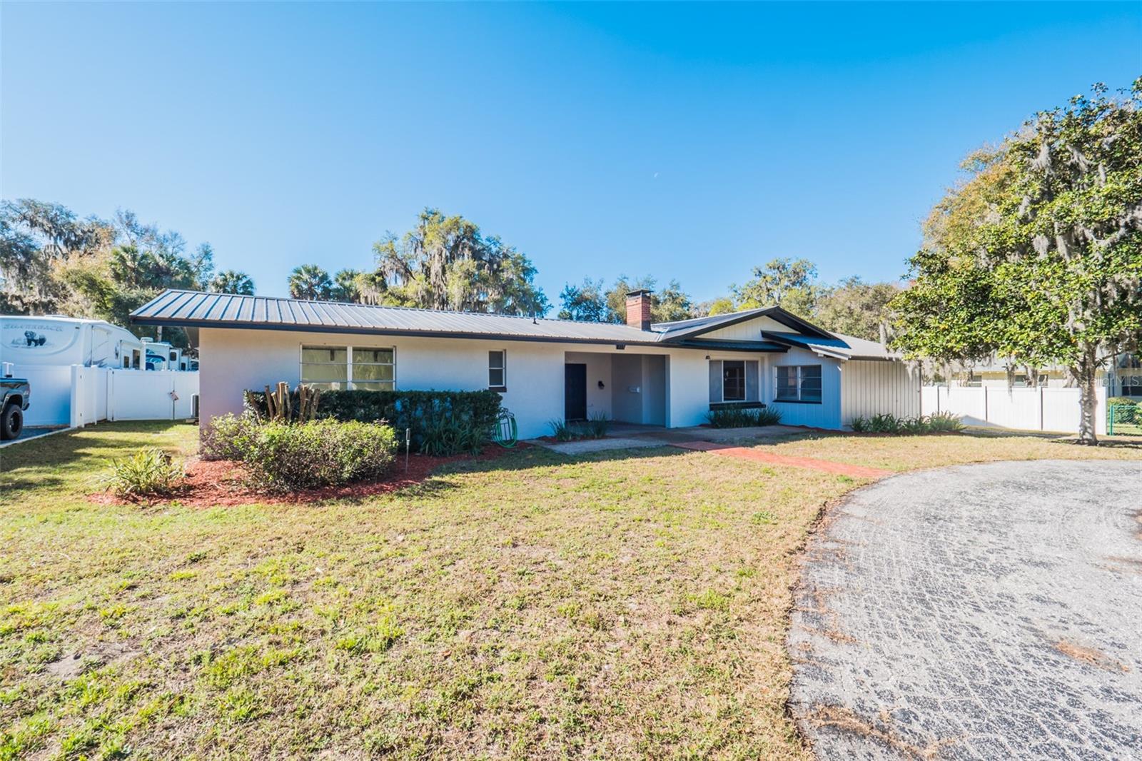 LEESBURG PALMORA PARK - Residential