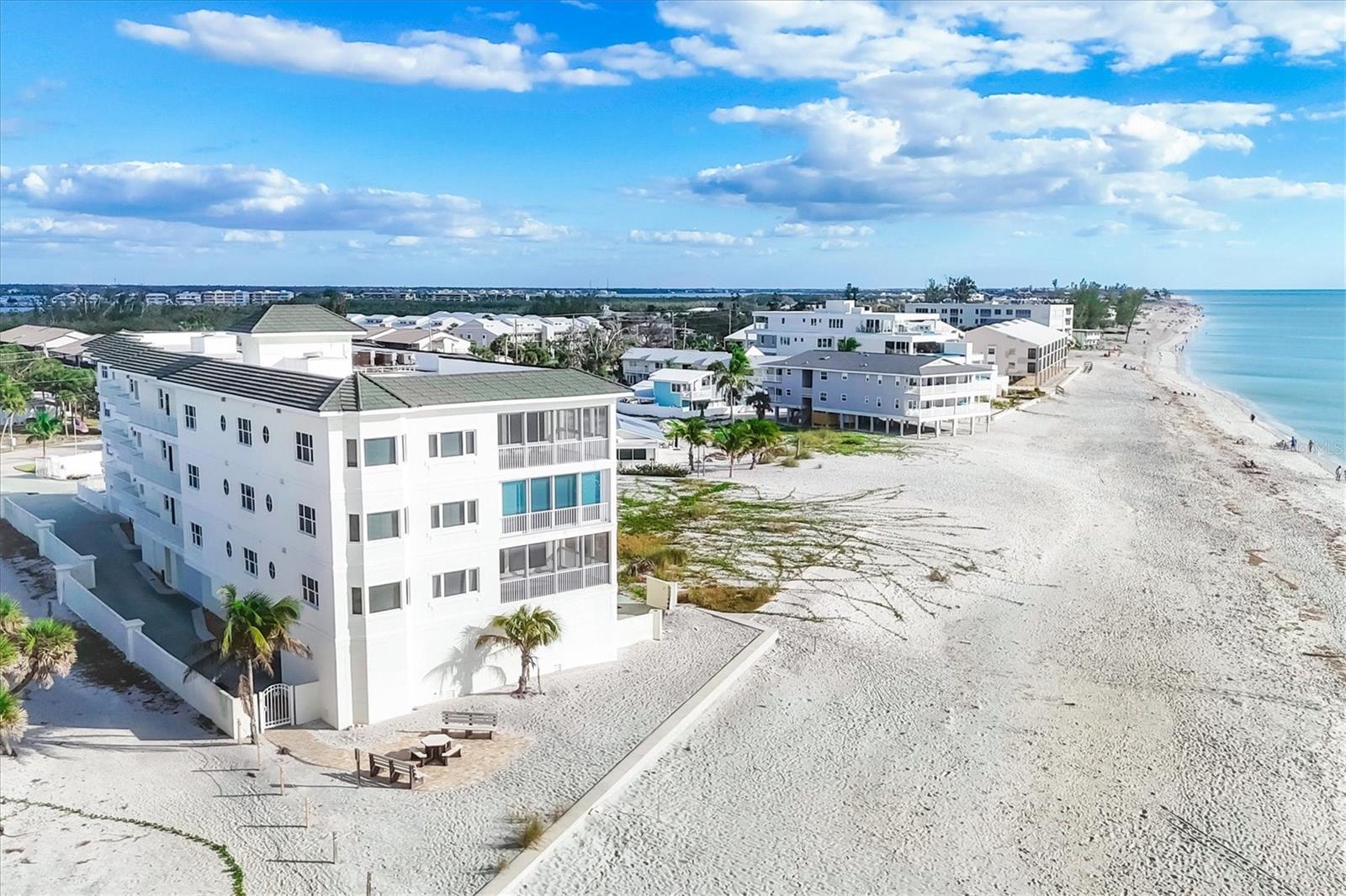 GULF ISLAND STRAND - Residential