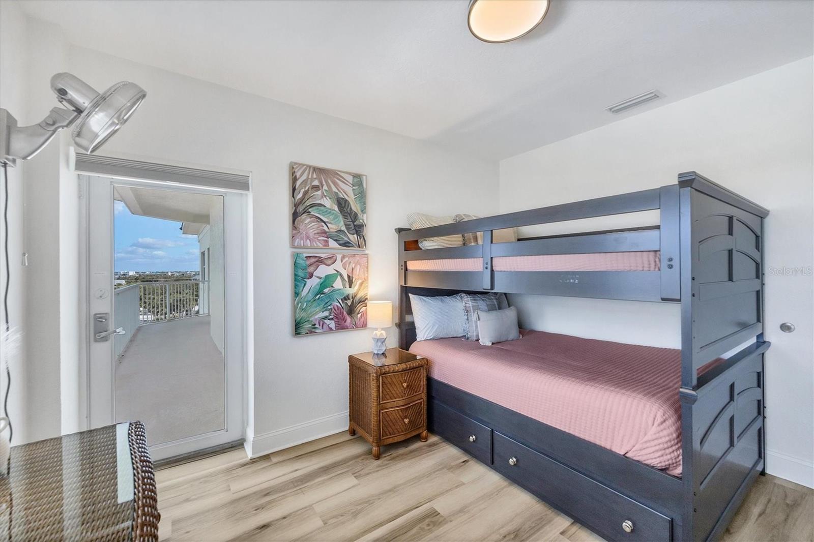 GULF ISLAND STRAND - Residential