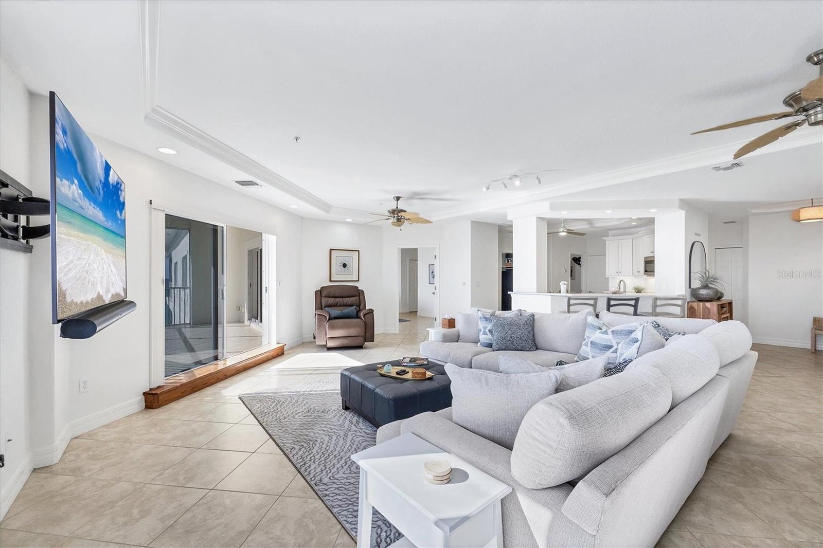 GULF ISLAND STRAND - Residential