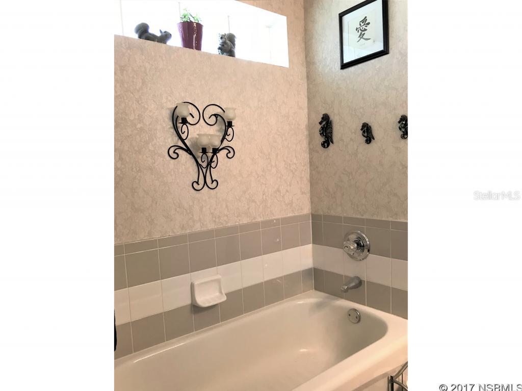 Florida Shores 01 - Residential