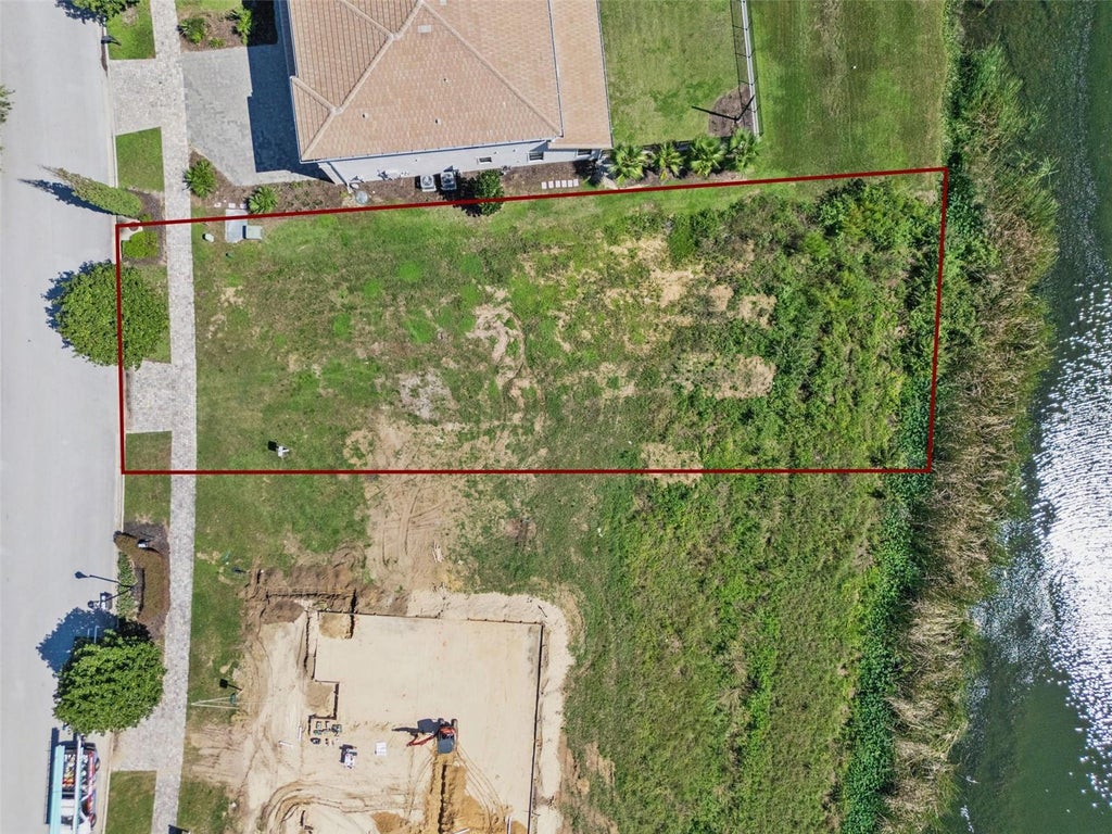 Photo of 16700 Bolsena Drive, Montverde, FL 34756 (MLS # G5092522)