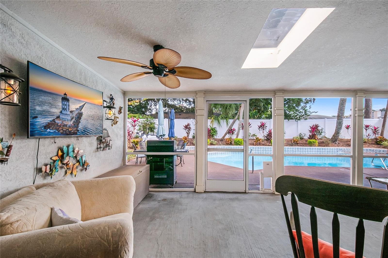 SPRING OAKS UNIT 4 - Residential