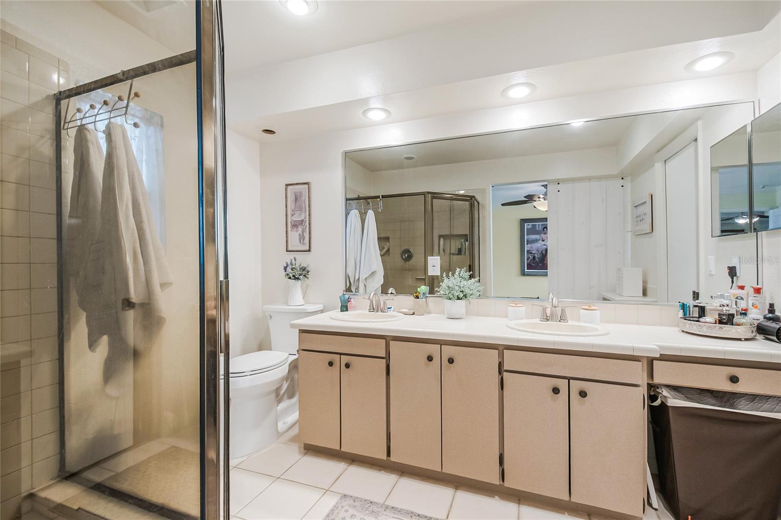 SPRING OAKS UNIT 4 - Residential