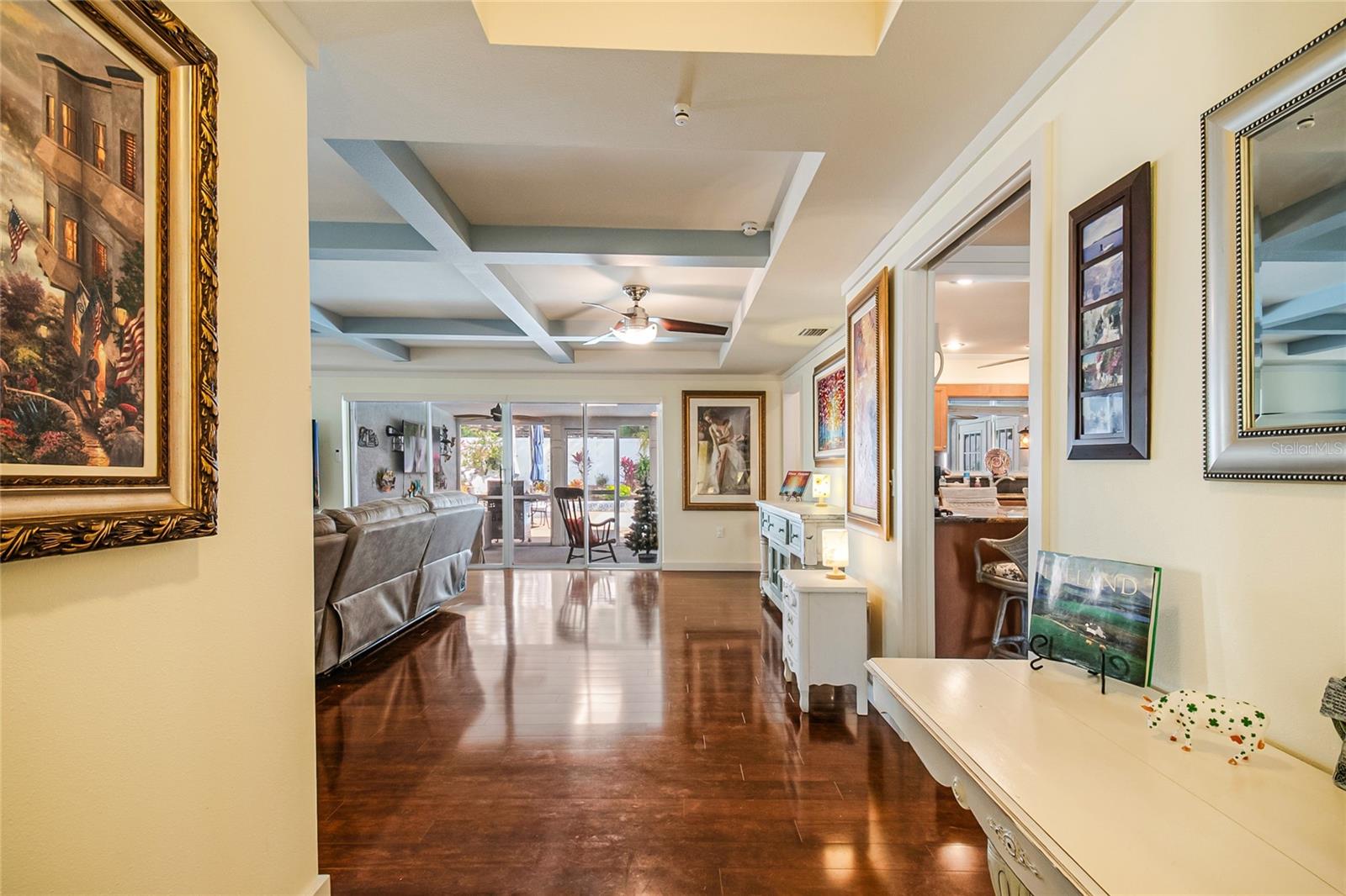 617 RIVERVIEW AVENUE