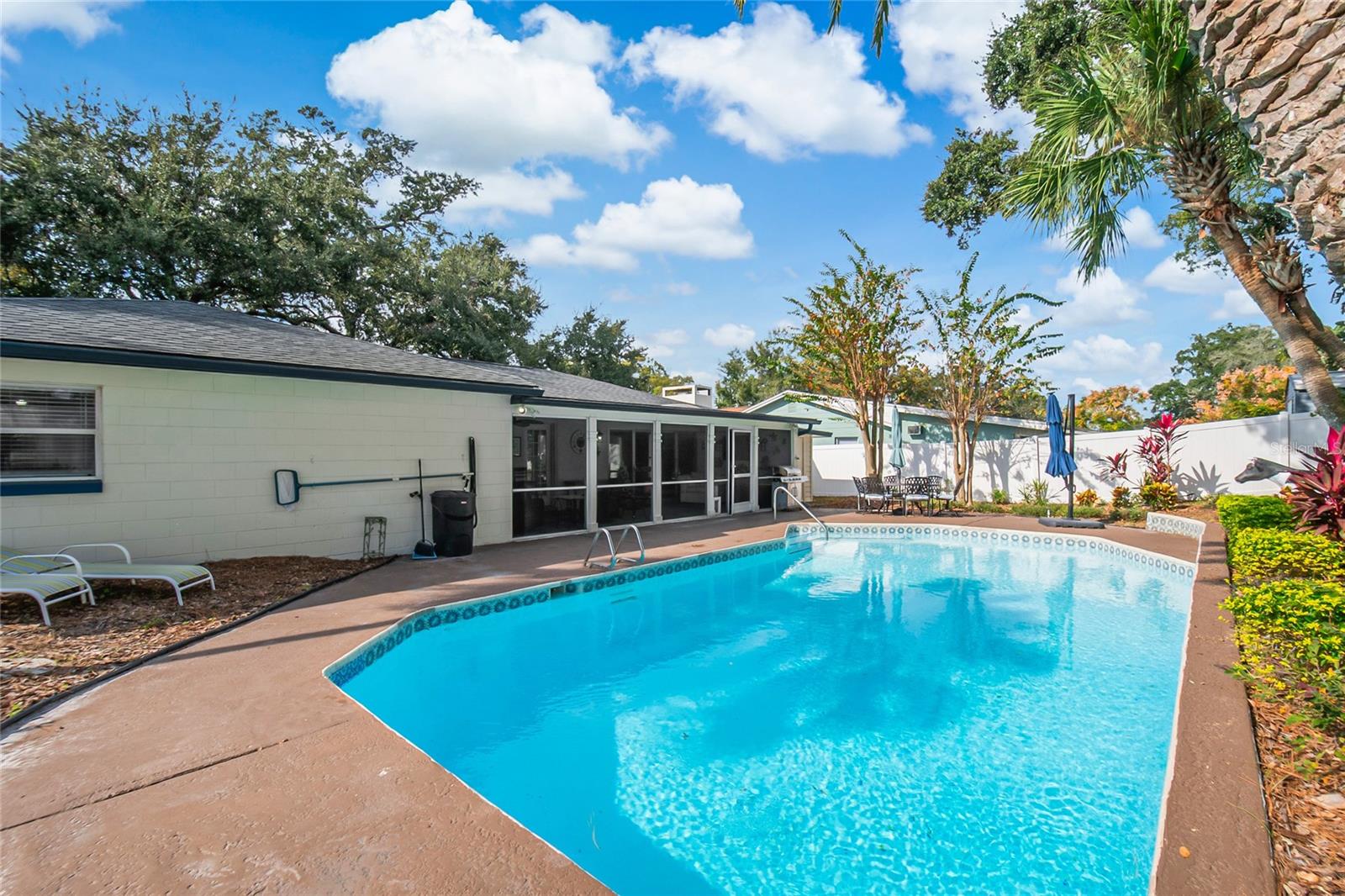 SPRING OAKS UNIT 4 - Residential