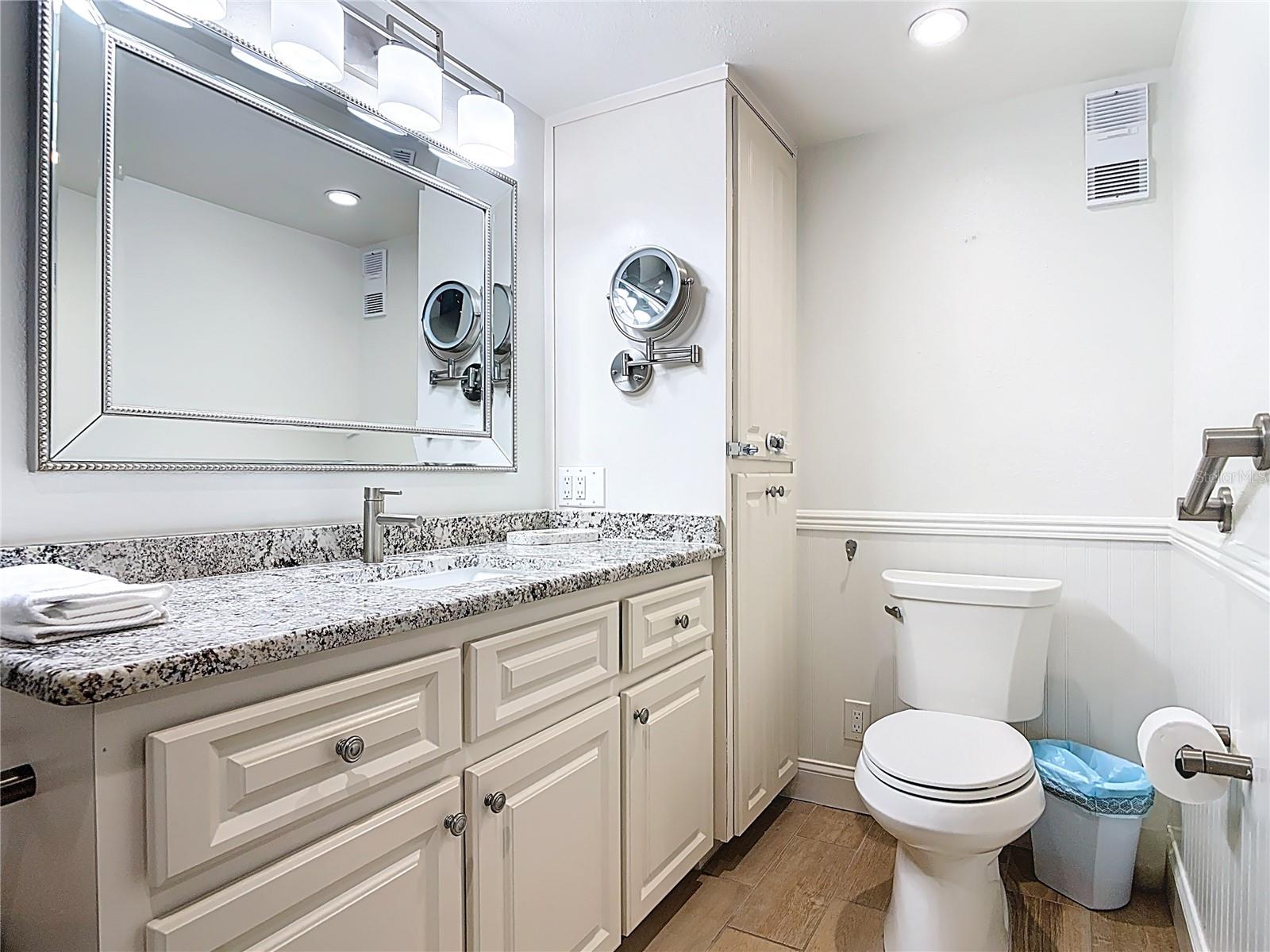 SEASCAPE TOWERS CONDO PH 01 - Residential