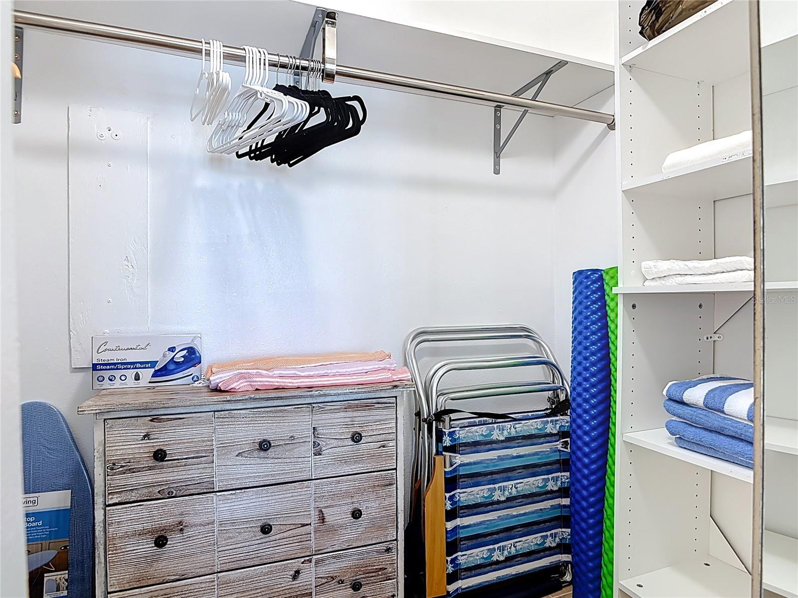 SEASCAPE TOWERS CONDO PH 01 - Residential