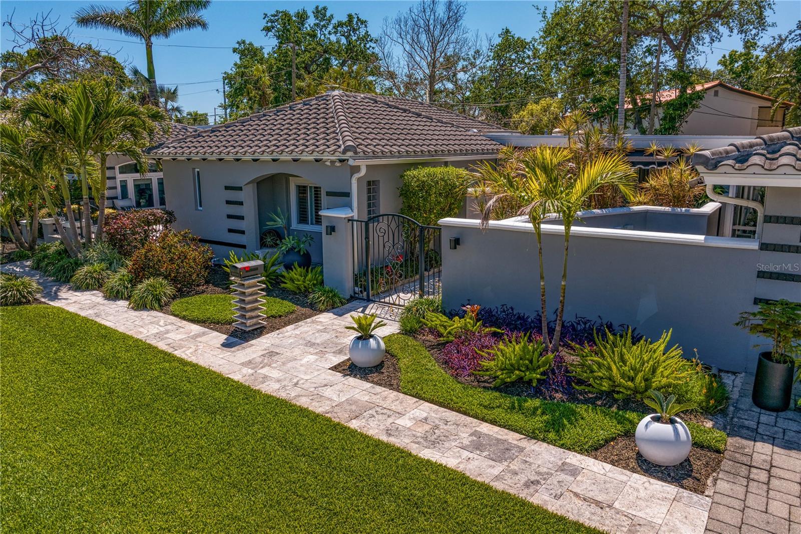 SNELL ISLE BRIGHTWATERS SEC 1 REP - Residential