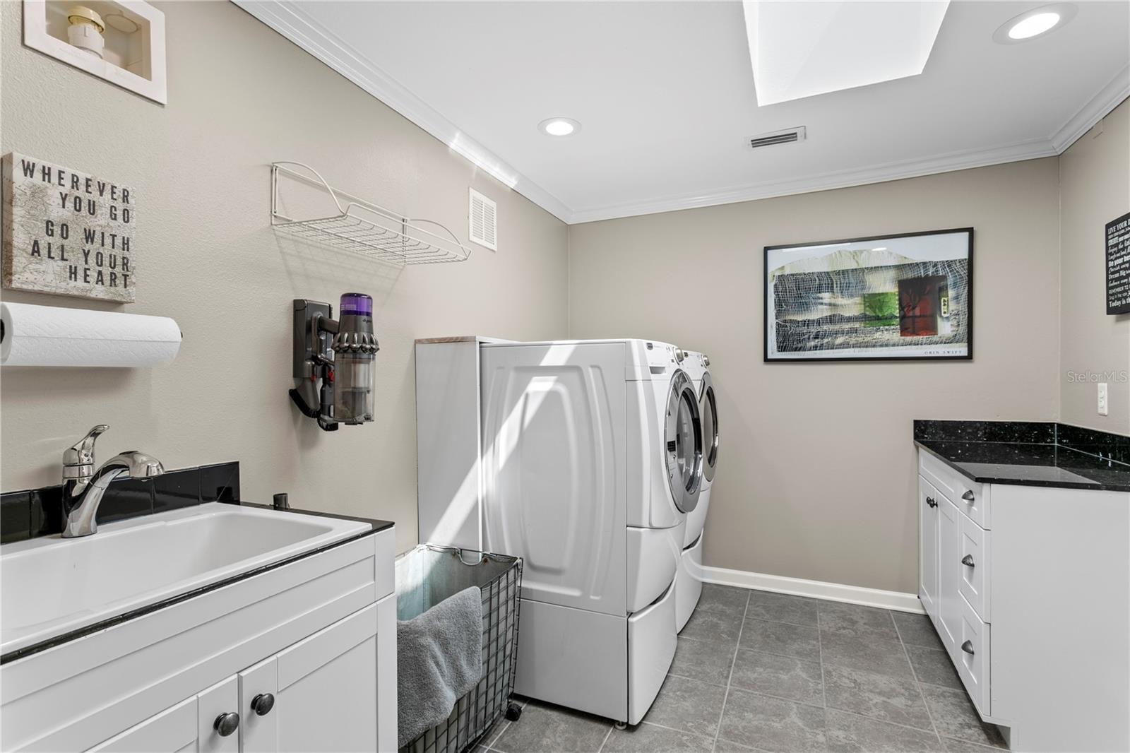 SNELL ISLE BRIGHTWATERS SEC 1 REP - Residential