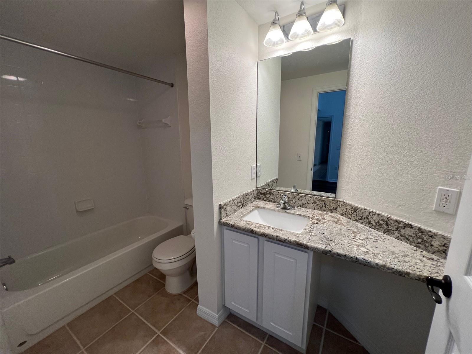 HAILE VILLAGE CTR CONDO - Residential Lease