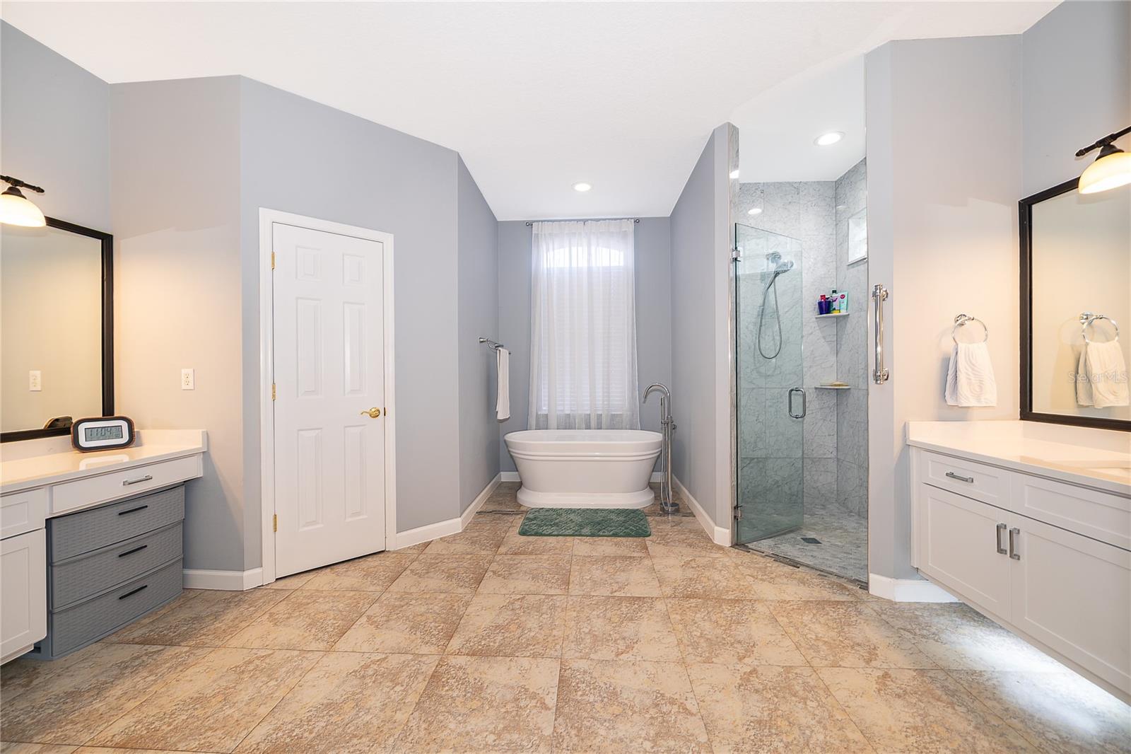 BOLLING FARMS - Residential