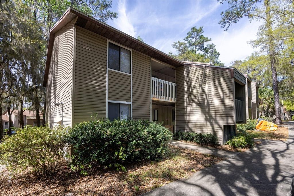 Photo of 127 SE 16th Avenue #S-105, Gainesville, FL 32601 (MLS # GC536712)