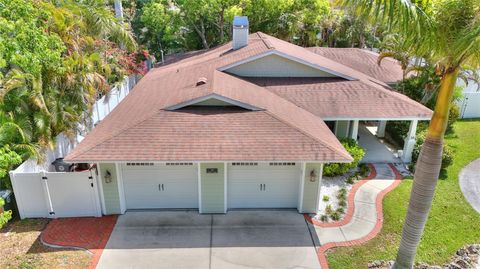 A home in BELLEAIR