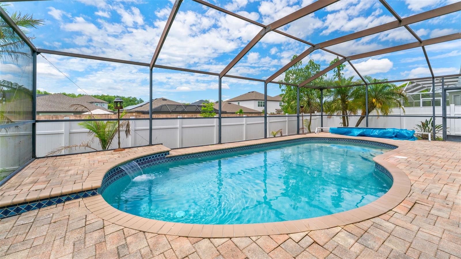CARROLLWOOD COVE - Residential
