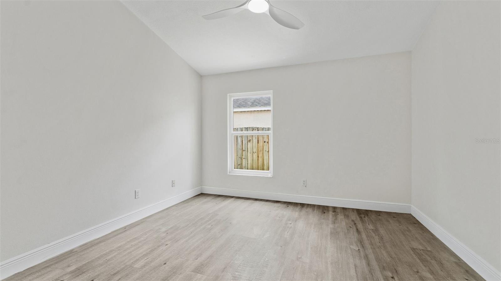CARROLLWOOD COVE - Residential