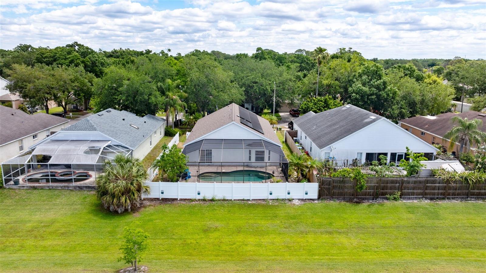 CARROLLWOOD COVE - Residential