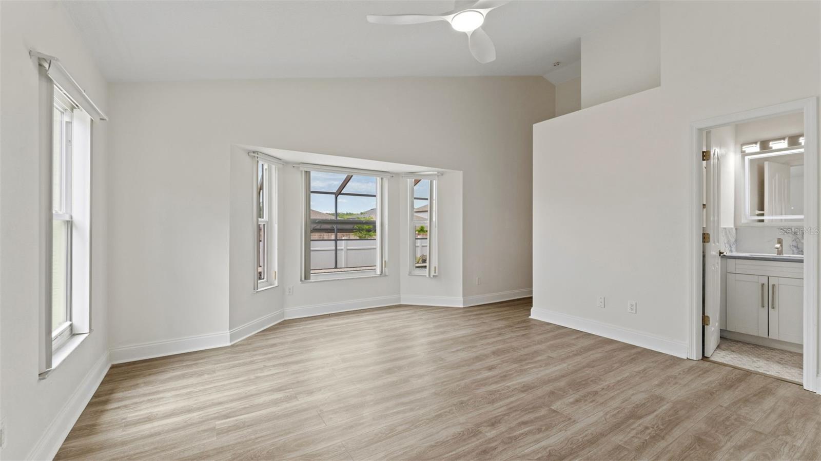 CARROLLWOOD COVE - Residential