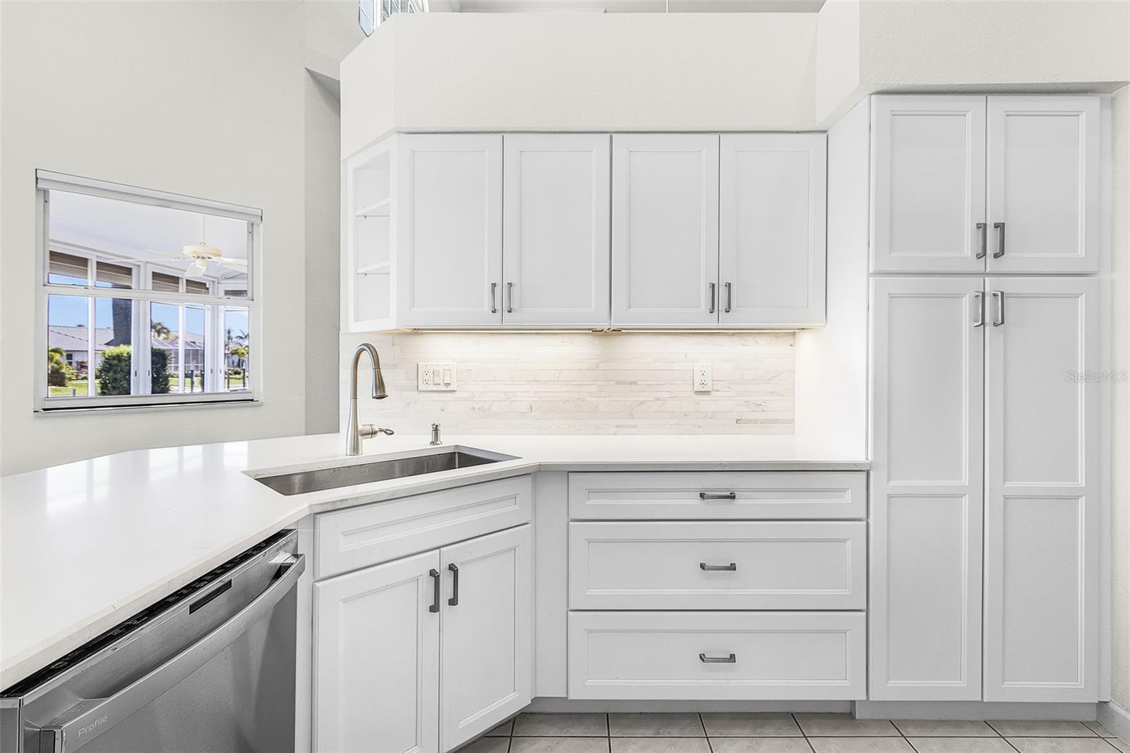 HARBOR LANDING PH 03 BLDG 03 - Residential