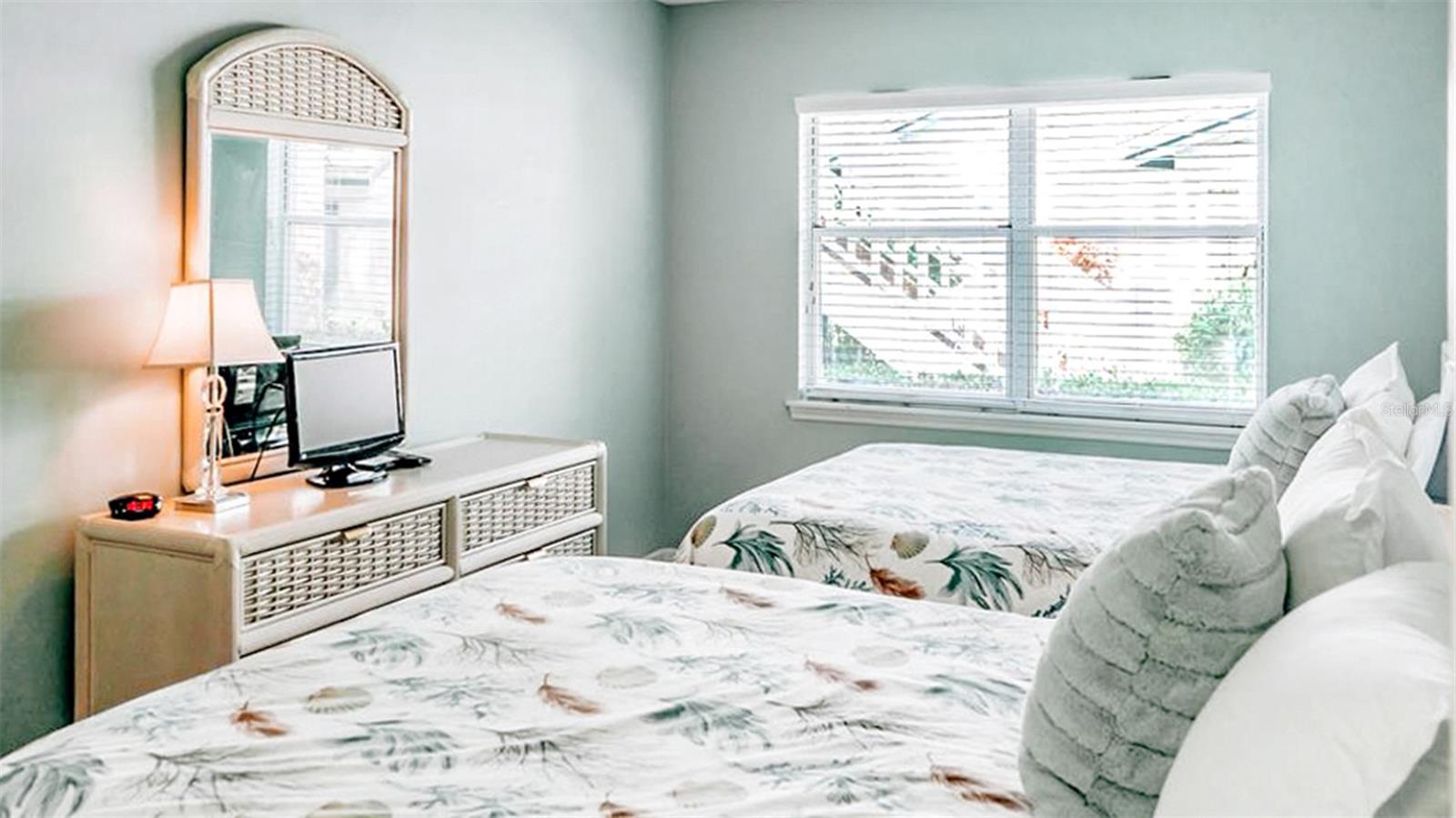 GULF & BAY CLUB BAYSIDE - Residential Lease