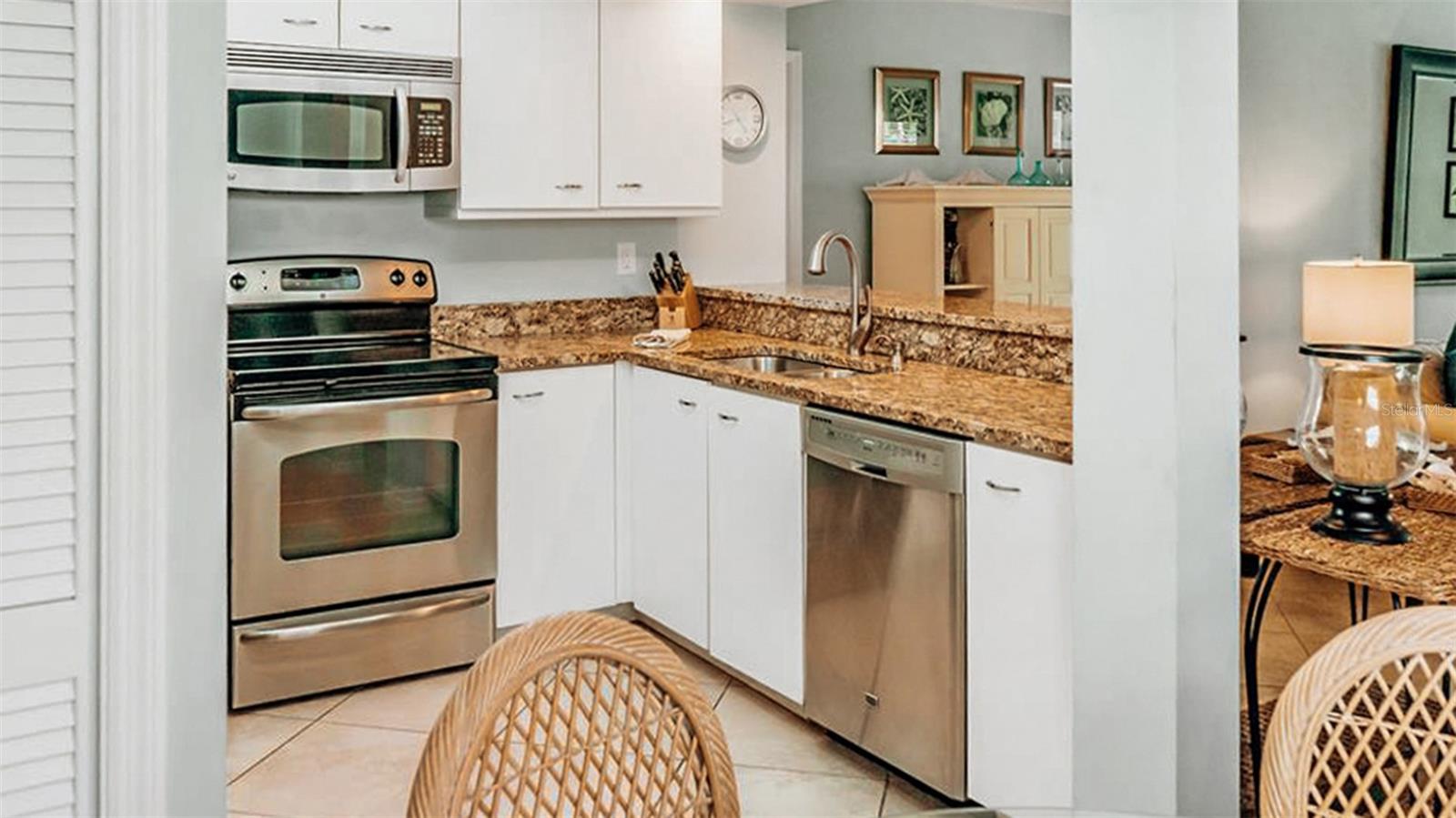 GULF & BAY CLUB BAYSIDE - Residential Lease