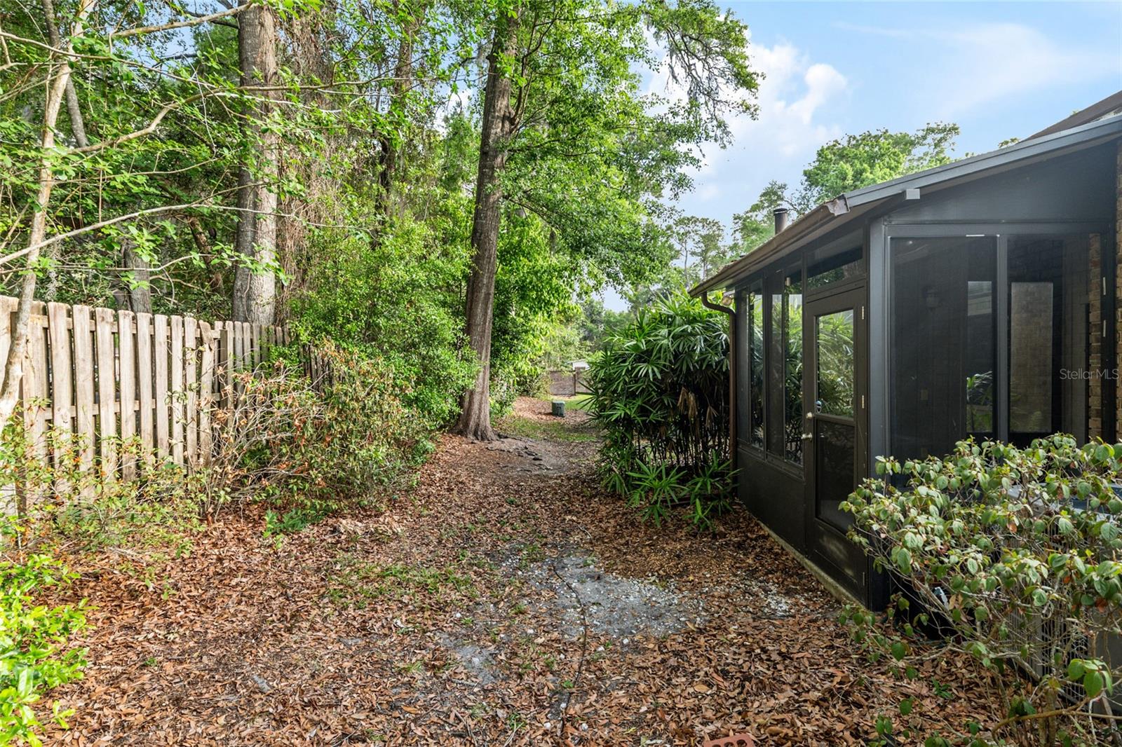 PEBBLE CREEK VILLAS - Residential