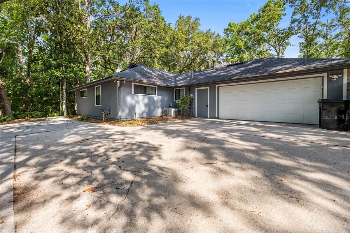 PARK AVE - Residential Lease